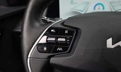 Kia EV6 2022, 62181 км, за 22909.28 USD - фото 18