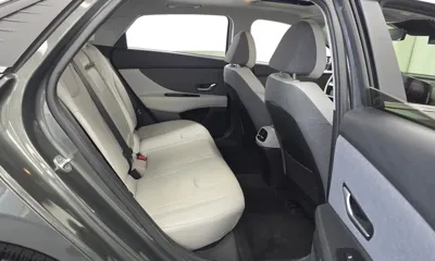 Hyundai Avante 2021, 58406 км, за 12110.76 USD - фото 12