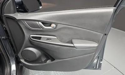 Hyundai Kona 2020, 143957 км, за 8861.76 USD - фото 24