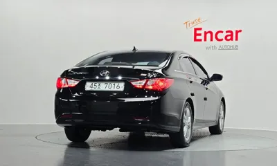 Hyundai Sonata 2010, 186973 км, за 1641.07 USD