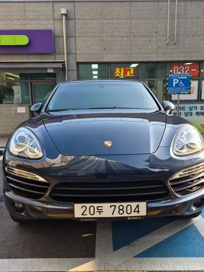 Porsche Cayenne 2013, 108442 км, за 12994.86 USD