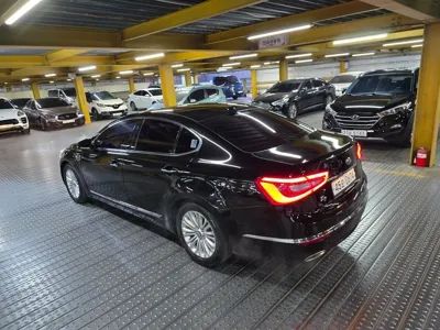 Kia K7 2013, 283529 км, за 2317.88 USD