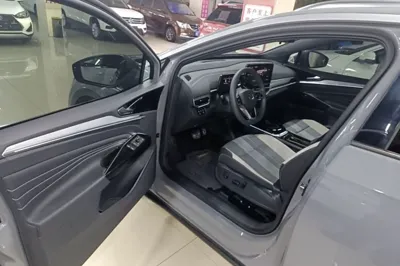 Volkswagen ID.4 Crozz 2022, 49200 км, за 14573 USD - фото 20