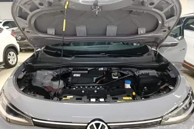 Volkswagen ID.4 Crozz 2022, 49200 км, за 14573 USD - фото 29