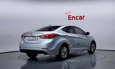 Hyundai Avante 2016, 118588 км, за 3581.43 USD