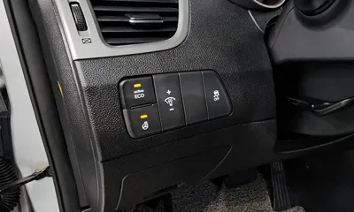 Hyundai Avante 2016, 118588 км, за 3575.37 USD - фото 27