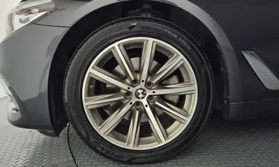 BMW 5-Series 2019, 70411 км, за 16082.45 USD