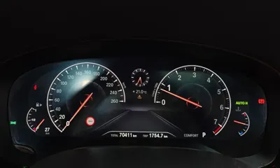 BMW 5-Series 2019, 70411 км, за 16082.45 USD - фото 8