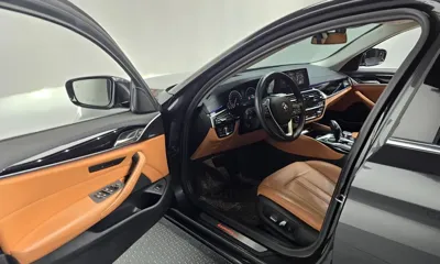 BMW 5-Series 2019, 70411 км, за 16082.45 USD - фото 10