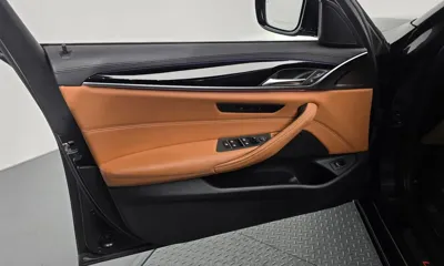 BMW 5-Series 2019, 70411 км, за 16082.45 USD - фото 24