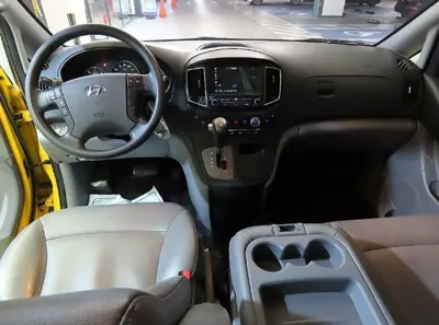 Hyundai Starex 2019, 123780 км, за 7794.32 USD - фото 12