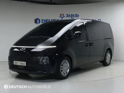 Hyundai Staria · 2022 год
