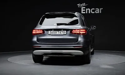Mercedes-Benz GLC-Class 2019, 95858 км, за 17001.44 USD