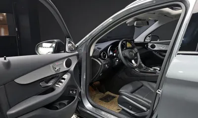 Mercedes-Benz GLC-Class 2019, 95858 км, за 17001.44 USD - фото 10