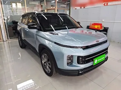 Geely ICON 2025, 2300 км, за 10816.08 USD