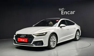 Audi A7 · 2021 год