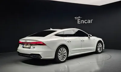 Audi A7 2021, 43172 км, за 34682.07 USD
