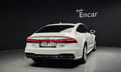 Audi A7 2021, 43172 км, за 34682.07 USD
