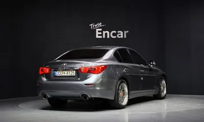Infiniti Q50 2016, 176307 км, за 3766.1 USD