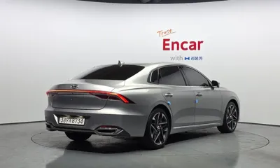 Hyundai Grandeur 2020, 87944 км, за 12964.18 USD