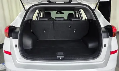 Hyundai Tucson 2019, 99575 км, за 8855.19 USD - фото 20