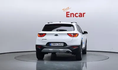 Kia Stonic 2019, 77508 км, за 7280.76 USD