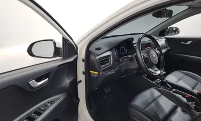 Kia Stonic 2019, 77508 км, за 7280.76 USD - фото 10