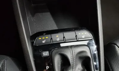 Kia Stonic 2019, 77508 км, за 7280.76 USD - фото 12