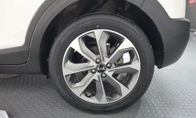 Kia Stonic 2019, 77508 км, за 7280.76 USD - фото 21