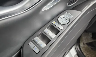 Genesis G80 2026, 12485 км, за 38007.09 USD - фото 30
