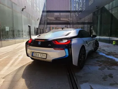 BMW i8 2016, 37679 км, за 45537.48 USD