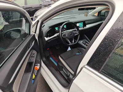Volkswagen Golf 2021, 38700 км, за 14683 USD - фото 19