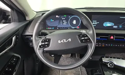 Kia EV6 2022, 47376 км, за 23207.43 USD - фото 13