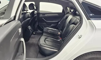 Hyundai Sonata 2015, 120039 км, за 4988.84 USD - фото 16