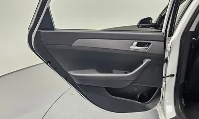Hyundai Sonata 2015, 120039 км, за 4988.84 USD - фото 25