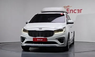 Kia Canival 2019, 81963 км, за 10043.32 USD