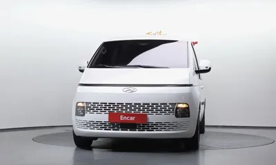 Hyundai Staria 2022, 86552 км, за 16279.21 USD