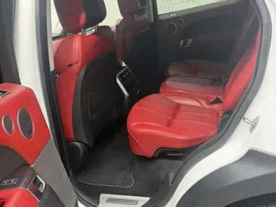 Land Rover Sport 2015, 100000 км, за 27584.59 USD