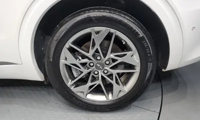 Genesis GV70 2023, 78884 км, за 22252.86 USD - фото 21