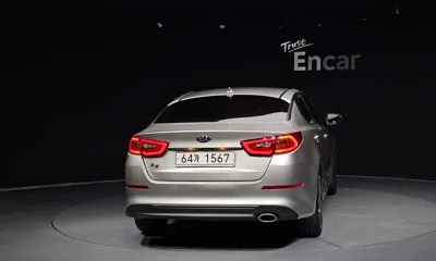 Kia K5 2014, 84760 км, за 4635.76 USD