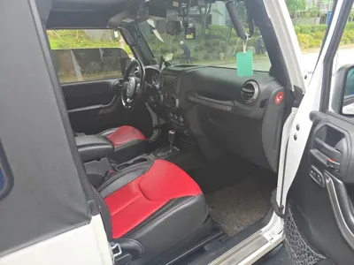 Jeep Wrangler 2014, 180000 км, за 7025.77 USD - фото 7