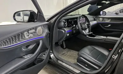 Mercedes-Benz E-Class 2023, 89878 км, за 24446.64 USD - фото 10