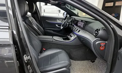 Mercedes-Benz E-Class 2023, 89878 км, за 24446.64 USD - фото 11