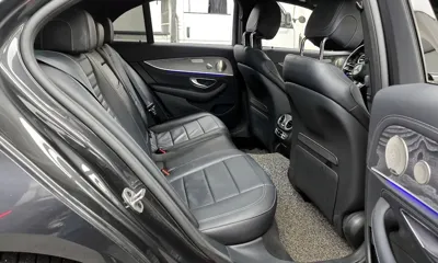 Mercedes-Benz E-Class 2023, 89878 км, за 24446.64 USD - фото 12