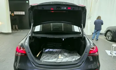 Mercedes-Benz E-Class 2023, 89878 км, за 24446.64 USD - фото 20