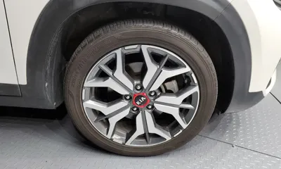 Kia Seltos 2022, 99821 км, за 12414.6 USD