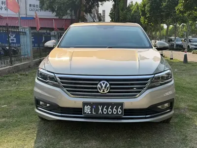 Volkswagen Lavida 2018, 80000 км, за 6415.41 USD