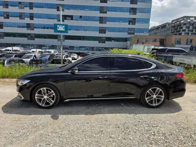 Hyundai Grandeur 2017, 166392 км, за 6837.27 USD - фото 20