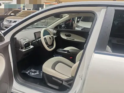 Yiwei Yiwei 3 2024, 40000 км, за 5709.13 USD