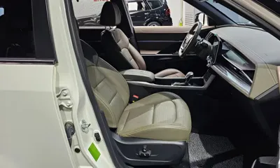 KG_Mobility_Ssangyong Torres 2023, 27305 км, за 14637.02 USD - фото 10